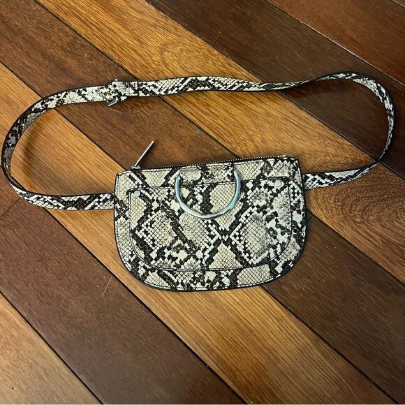 Zara Trafaluc Snakeskin Print Belt Bag - Picture 3 of 10